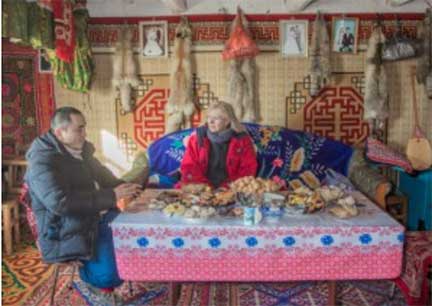 Guide explaining the food