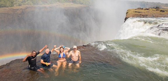 Devils-pool-Zambia-13