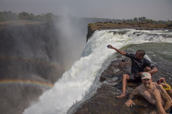 Devils-pool-Zambia-15