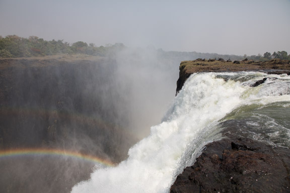 Devils-pool-Zambia-16