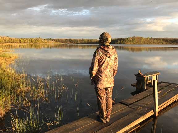 Eagle photography morning light at the dock
