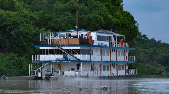 Flotel on river.